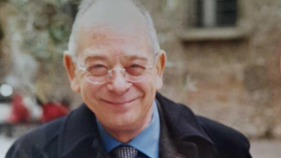 Riccardo Cortesi titolare dell’autoscuola di viale Piave è scomparso dopo una breve malattia all’età di 86 anni Riccardo Cortesi titolare dell’autoscuola di viale Piave è scomparso dopo una breve malattia all’età di 86 anni