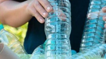 "CIRQLAR, acronimo di ’Creating an Indicator for Rating QuaLity Aspects of Recycling’, ha come obiettivo la creazione e l’applicazione di... "CIRQLAR, acronimo di ’Creating an Indicator for Rating QuaLity Aspects of Recycling’, ha come obiettivo la creazione e l’applicazione di...