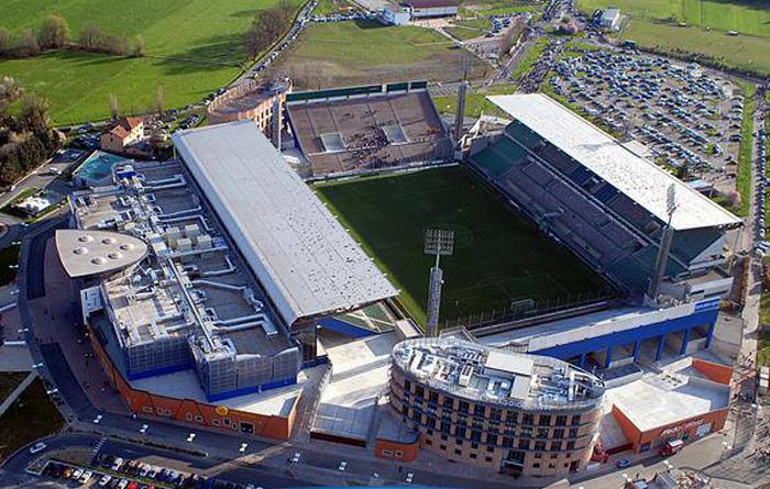 Fiorentina, parte la missione Mapei Stadium. Le info per i 5.000 tifosi al seguito Fiorentina, parte la missione Mapei Stadium. Le info per i 5.000 tifosi al seguito