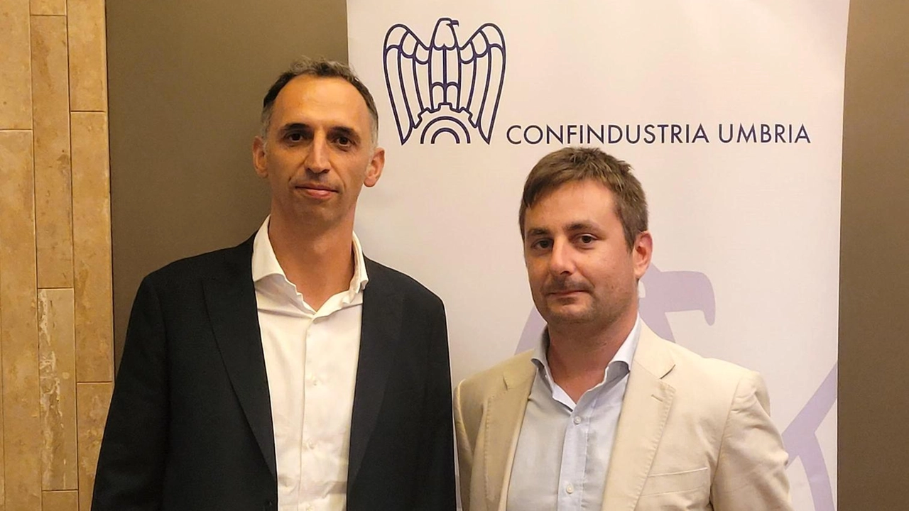 Michele Basili e Andrea Giontella sono stati eletti presidente e vicepresidente della sezione di Orvieto di Confindustria Michele Basili e Andrea Giontella sono stati eletti presidente e vicepresidente della sezione di Orvieto di Confindustria