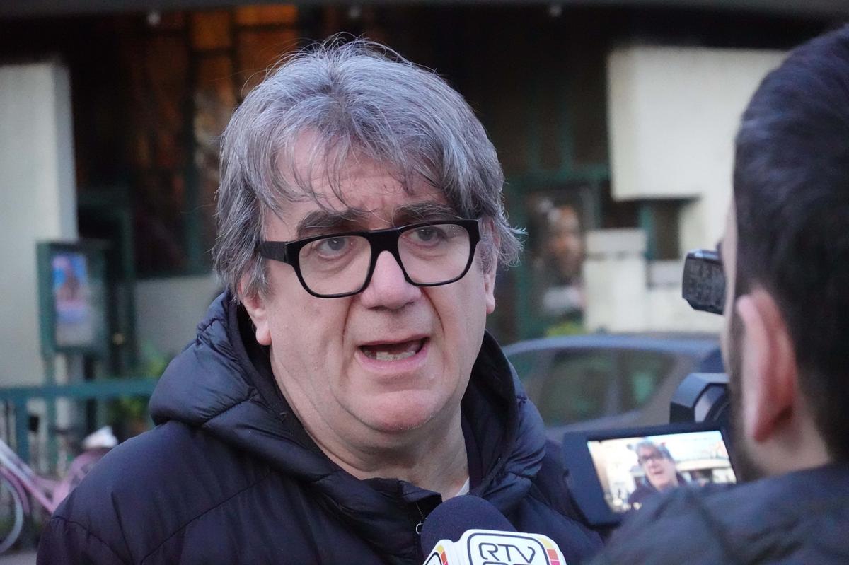 Pistoia, don Biancalani non è più parroco di Vicofaro Pistoia, don Biancalani non è più parroco di Vicofaro