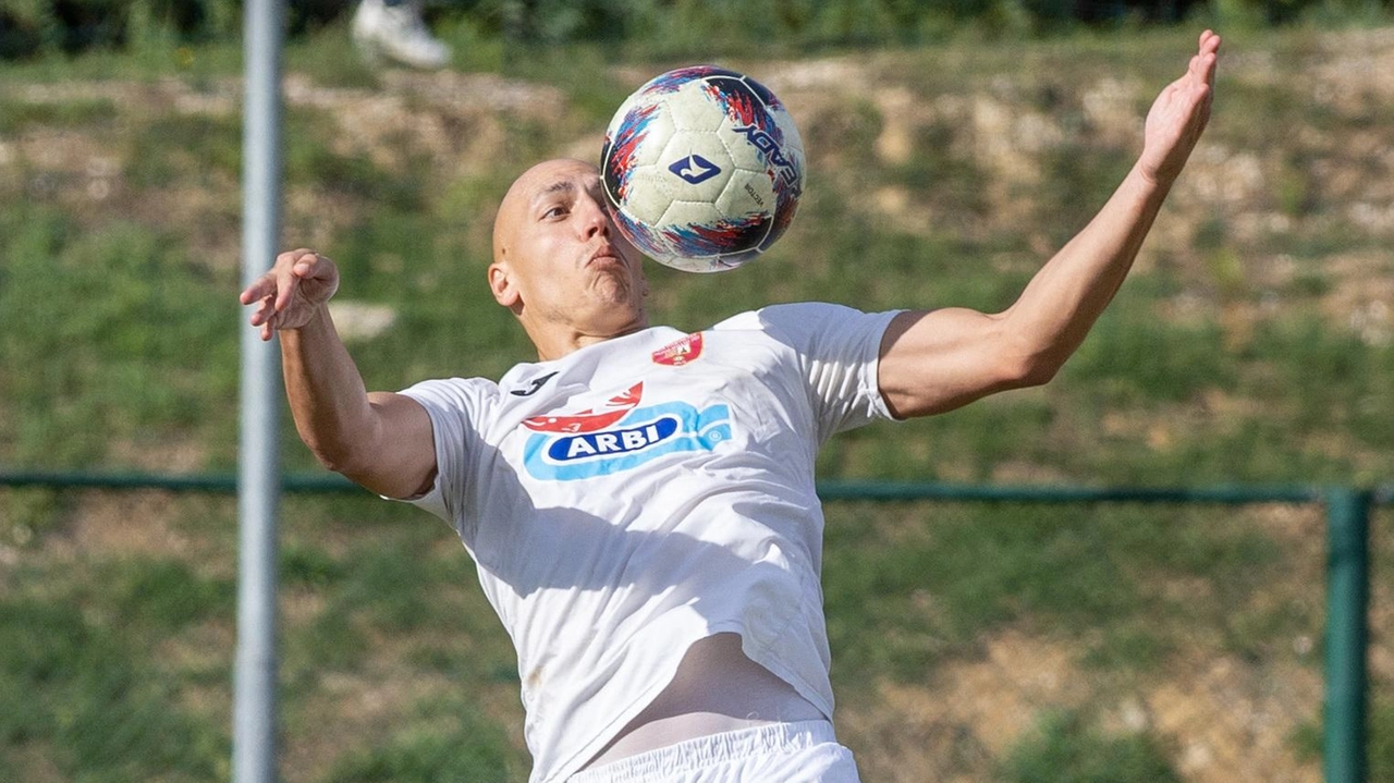 Ancora uno stop per l’Intercomunale Monsummano. La capolista San Giuliano vola via nel primo tempo. Ancora uno stop per l’Intercomunale Monsummano. La capolista San Giuliano vola via nel primo tempo.