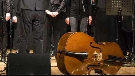 «Ricordando Franco Nesti» è il titolo del concerto. di domani sera a Cutigliano a un anno dalla prematura scomparsa del grande contrabbassista «Ricordando Franco Nesti» è il titolo del concerto. di domani sera a Cutigliano a un anno dalla prematura scomparsa del grande contrabbassista