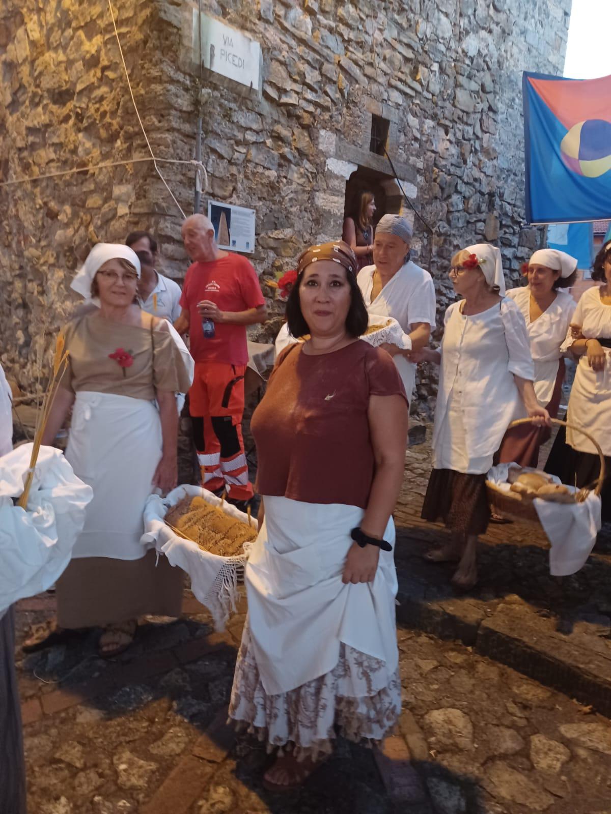 Disfida del canapo, la contrada del Pane si aggiudica il vessillo Disfida del canapo, la contrada del Pane si aggiudica il vessillo