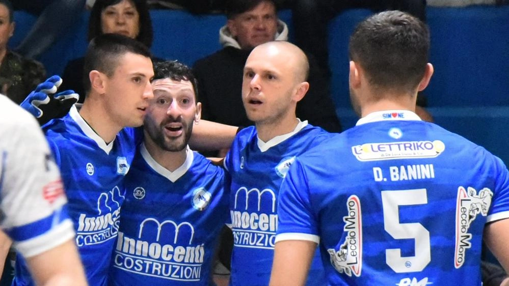 Follonica trionfa a Bassano e si avvicina alla semifinale di hockey