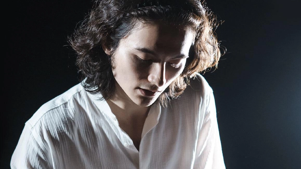 Un nuovo e luminoso talento della musica internazionale per il primo, straordinario appuntamento dell’anno per la stagione varata dalla Fondazione... Un nuovo e luminoso talento della musica internazionale per il primo, straordinario appuntamento dell’anno per la stagione varata dalla Fondazione...