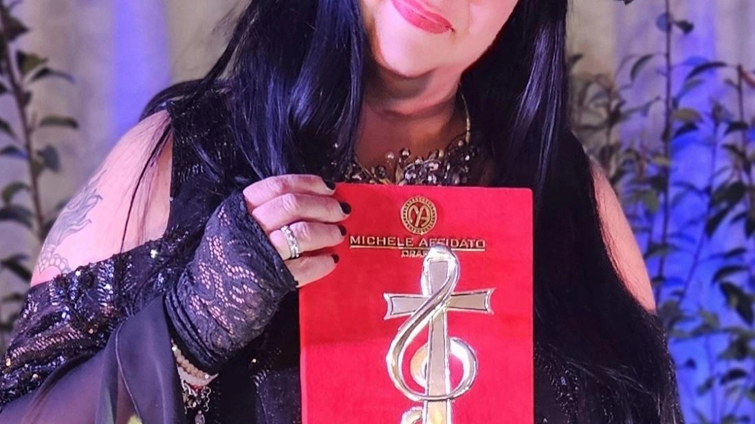 Momento ricco di soddisfazioni per la cantautrice e suonoterapeuta altotiberina Gipsy Fiorucci che si aggiudica il secondo posto nella... Momento ricco di soddisfazioni per la cantautrice e suonoterapeuta altotiberina Gipsy Fiorucci che si aggiudica il secondo posto nella...