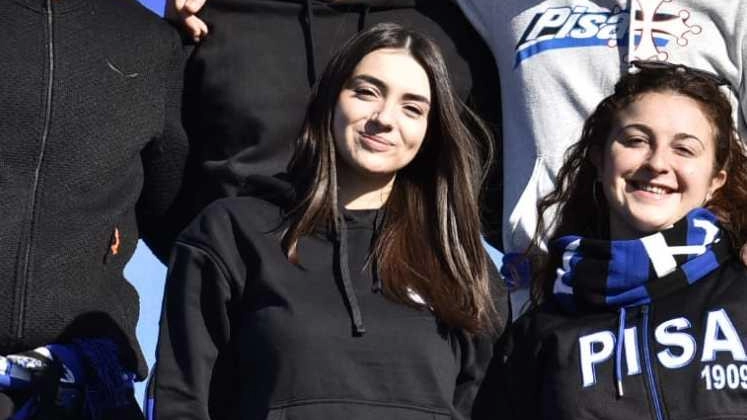 Domani nel settore ospiti dello stadio di Spezia entra solo chi ha la tessera del tifoso, ma i gruppi organizzati si danno appuntamento alle 16.45 per salutare la squadra prima della trasferta cruciale . Domani nel settore ospiti dello stadio di Spezia entra solo chi ha la tessera del tifoso, ma i gruppi organizzati si danno appuntamento alle 16.45 per salutare la squadra prima della trasferta cruciale .