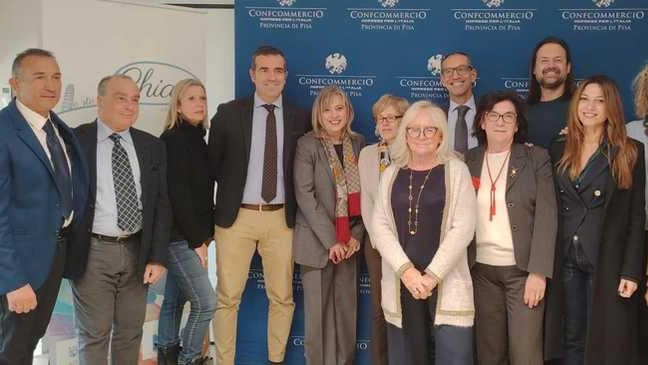 La partnership tra Confcommercio e Aoup per ’Io Sto con Chiara’. La cena del 15 mira a raccogliere fondi per uno spazio dedicato ai pazienti più piccoli La partnership tra Confcommercio e Aoup per ’Io Sto con Chiara’. La cena del 15 mira a raccogliere fondi per uno spazio dedicato ai pazienti più piccoli