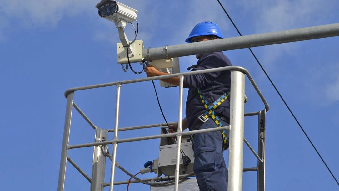 Le opposizioni chiedono più telecamere Le opposizioni chiedono più telecamere