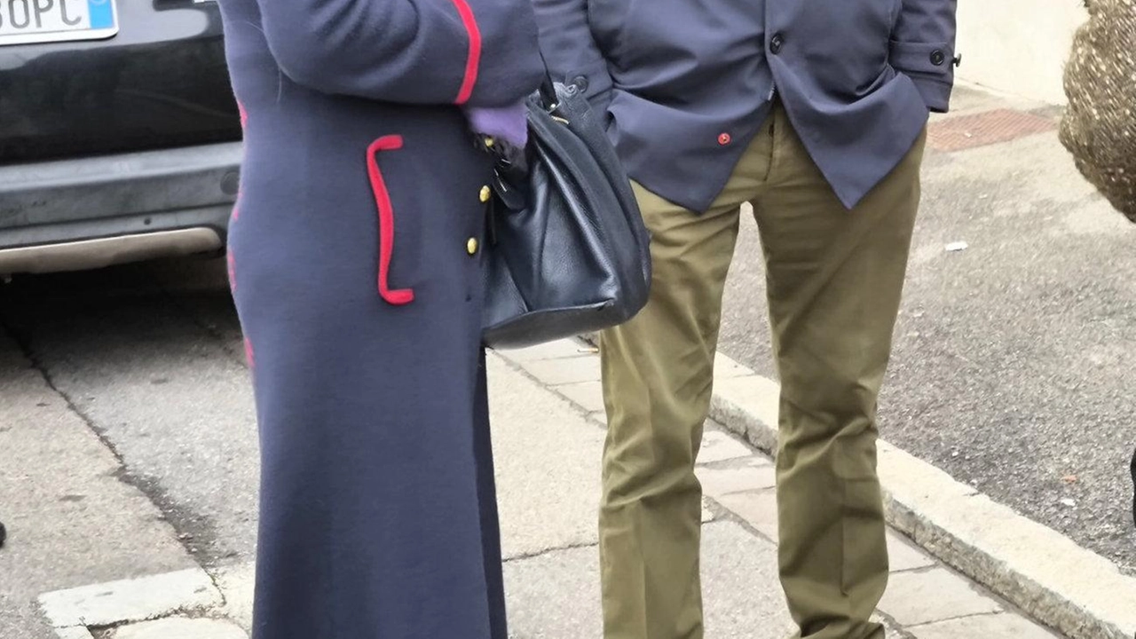 Il vicesindaco Simone Faggi con Lorena. Paganelli, direttrice Società della salute Il vicesindaco Simone Faggi con Lorena. Paganelli, direttrice Società della salute