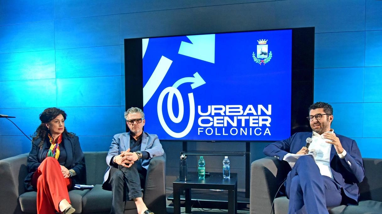 Un momento della presentazione complessiva dei vari progetti dell’Urban Center Da oggi si inizierà a parlarne in modo più dettagliato Un momento della presentazione complessiva dei vari progetti dell’Urban Center Da oggi si inizierà a parlarne in modo più dettagliato