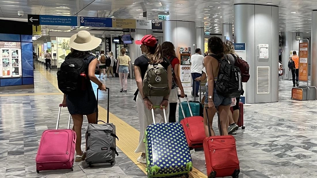 Dopo ferragosto non si ferma la voglia di vacanza. Anzi chi può parte ora Dopo ferragosto non si ferma la voglia di vacanza. Anzi chi può parte ora