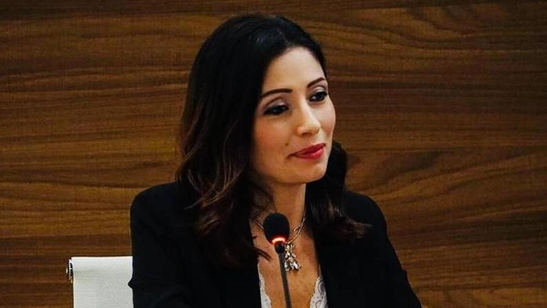 La dottoressa Simona Cotroneo, psicologa e psicoterapeuta La dottoressa Simona Cotroneo, psicologa e psicoterapeuta