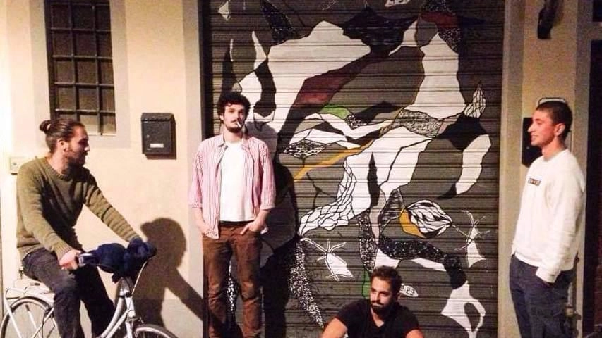 Lo spazio Aut alle origini:. oggi il circolo di via Filippino festeggia il 10° compleanno Lo spazio Aut alle origini:. oggi il circolo di via Filippino festeggia il 10° compleanno