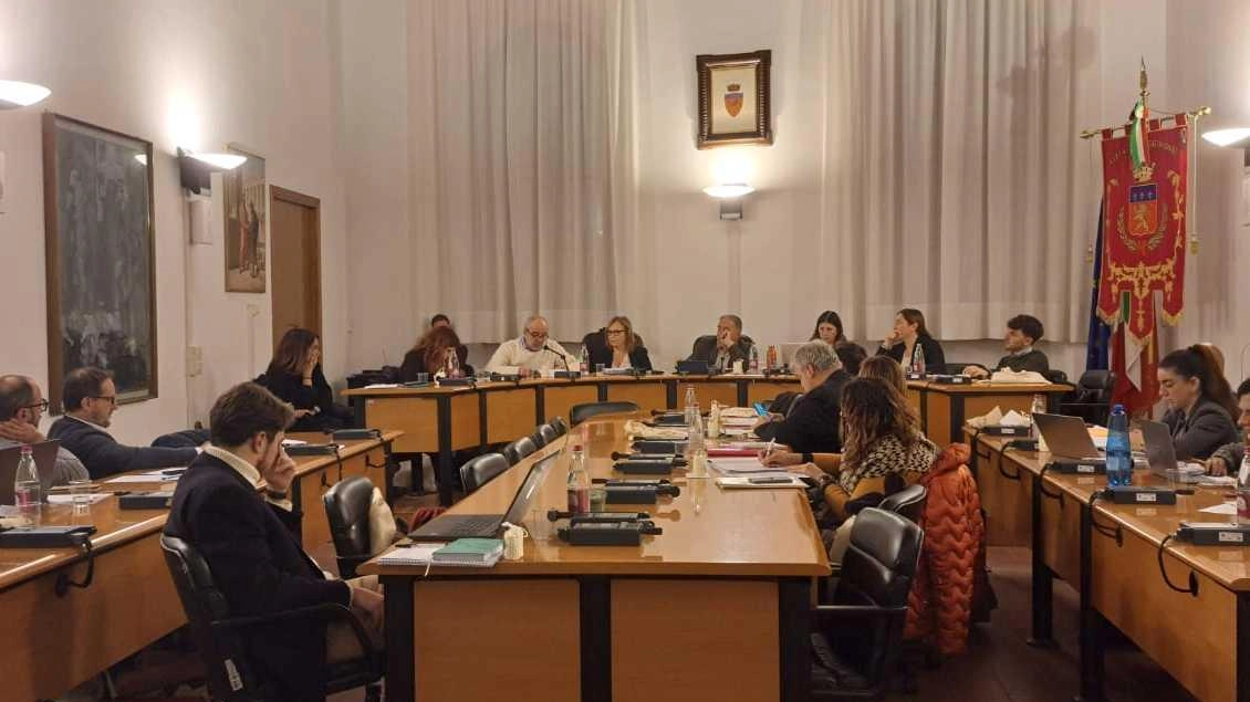 Consiglio comunale compatto, in tutti i gruppi di maggioranza e. opposizione, a sostegno dei lavoratori di Vitap Consiglio comunale compatto, in tutti i gruppi di maggioranza e. opposizione, a sostegno dei lavoratori di Vitap