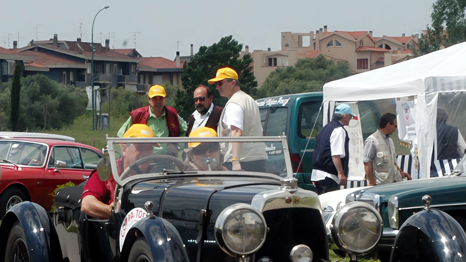 Auto storiche, da Firenze a Siena con vere rarità