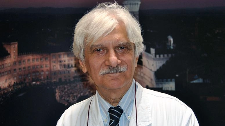 Sergio Mondillo è stato direttore della Cardiologia e della Scuola di specializzazione Sergio Mondillo è stato direttore della Cardiologia e della Scuola di specializzazione