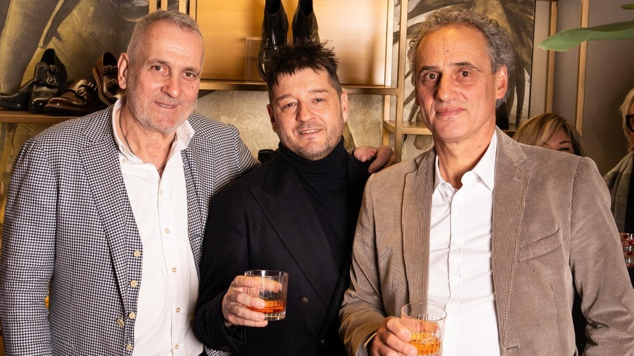 Enrico Barni, SaNdro Bettaccini e Paolo Barni Enrico Barni, SaNdro Bettaccini e Paolo Barni
