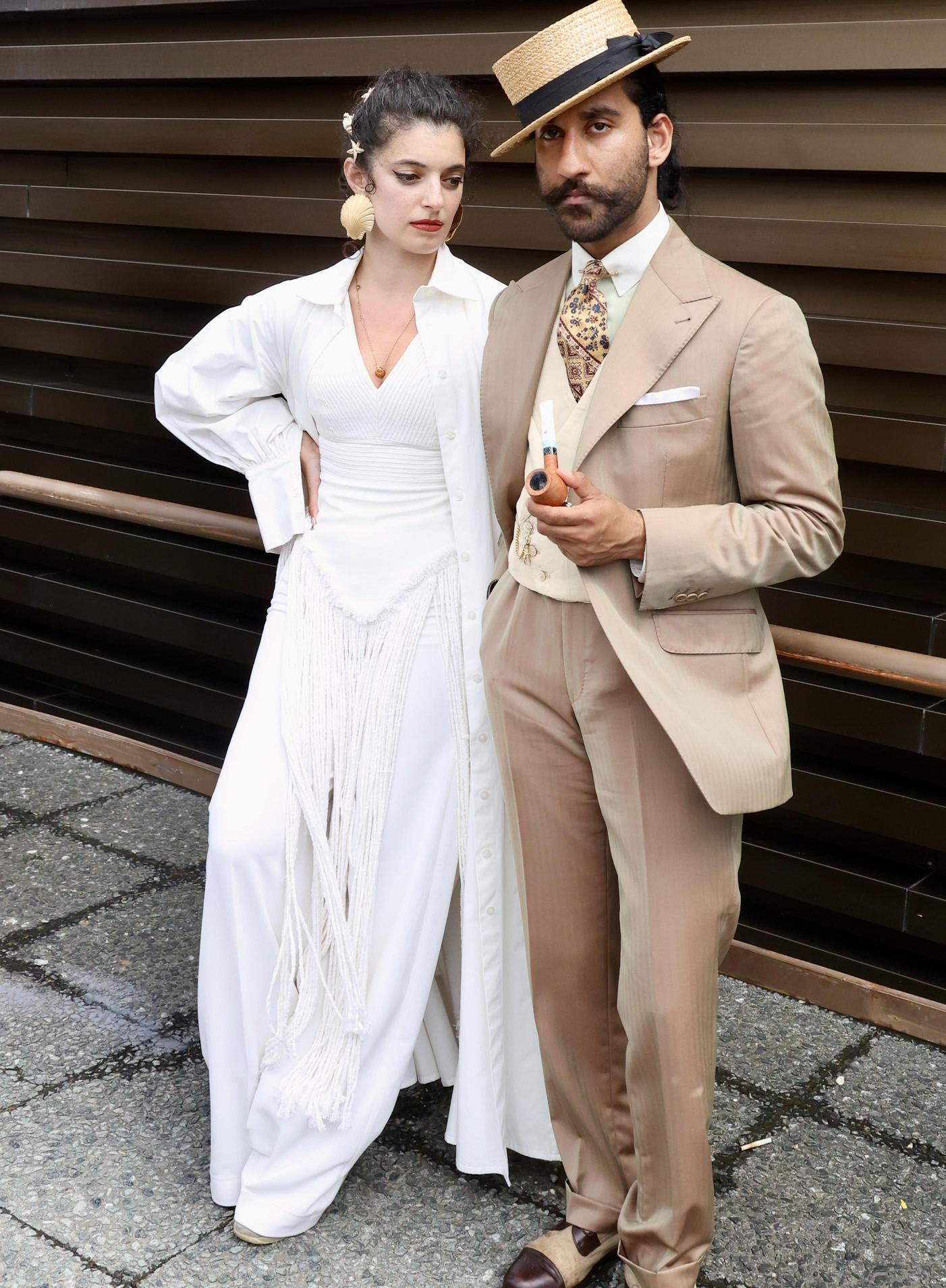 Pitti Uomo, speranza negli stand. Le aziende vogliono ripartire: "Credito d’imposta, via i limiti". La kermesse alla Fortezza da Basso fino a venerdì: partenza positiva con tanti clienti. Export della moda a 6,9% nei primi due mesi del 2025. "Aiutiamo i giovani a fare impresa" Pitti Uomo, speranza negli stand. Le aziende vogliono ripartire: "Credito d’imposta, via i limiti". La kermesse alla Fortezza da Basso fino a venerdì: partenza positiva con tanti clienti. Export della moda a 6,9% nei primi due mesi del 2025. "Aiutiamo i giovani a fare impresa"