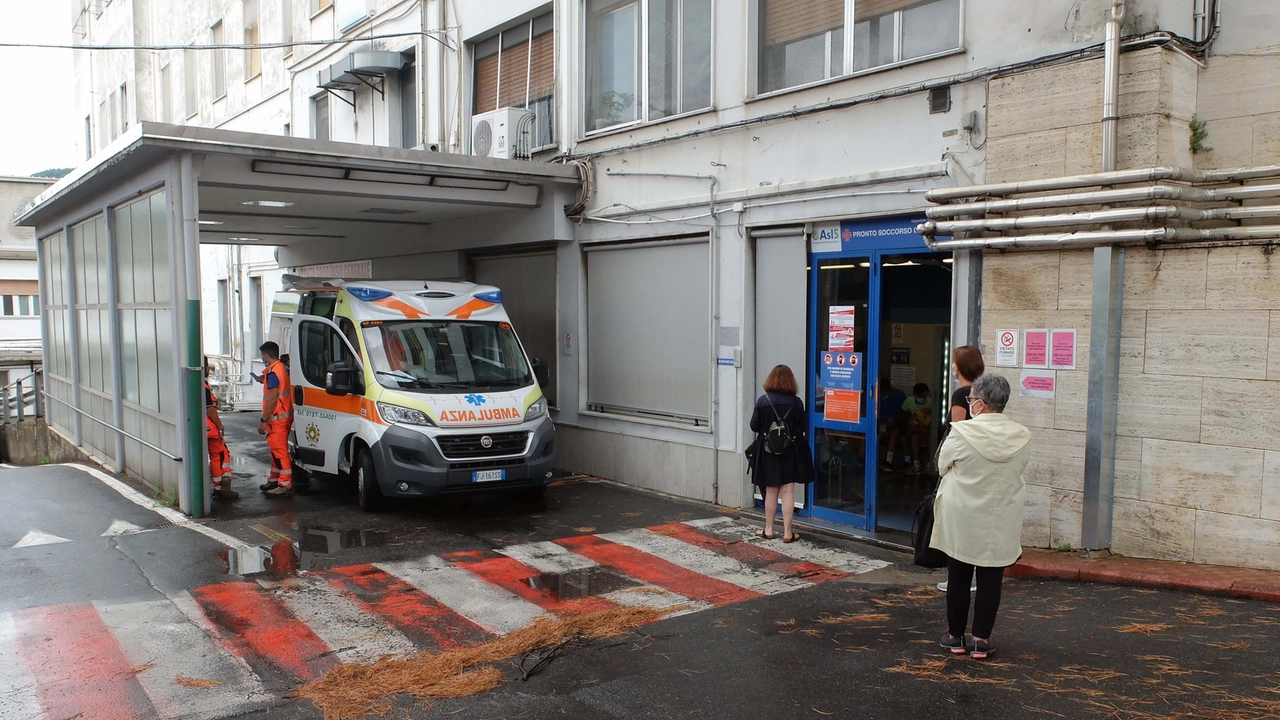 L’ingresso del pronto soccorso dell’ospedale Sant’Andrea della Spezia. Asl5 è stata condannata dalla Corte d’Appello (foto d’archivio)