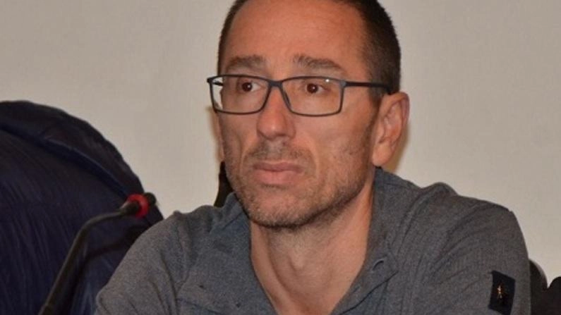 Il primario di Malattie Infettive Tacconi analizza l’andamento dei virus stagionali e traccia lo scenario. L’invito alla prudenza per i fragili, l’estensione delle terapie monoclonali, i consigli utili per difendersi. Il primario di Malattie Infettive Tacconi analizza l’andamento dei virus stagionali e traccia lo scenario. L’invito alla prudenza per i fragili, l’estensione delle terapie monoclonali, i consigli utili per difendersi.