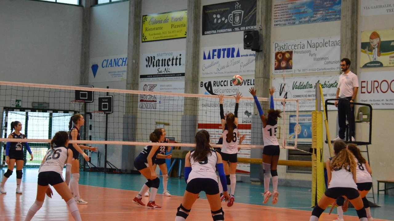 Un’azione di gioco di una gara di una squadra giovanile dell’Asp Montelupo