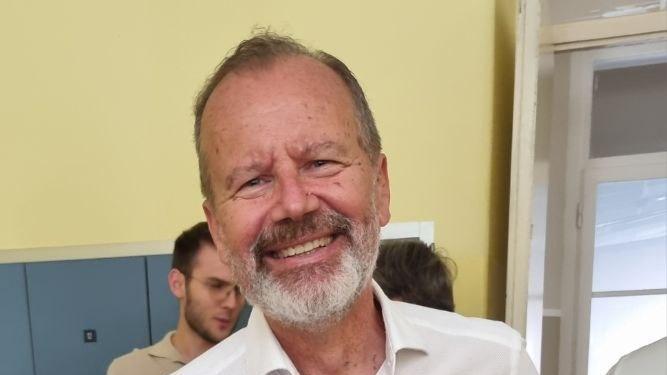 il dottor farn232 in pensione ringraziamenti dall8217asl allo storico dirigente