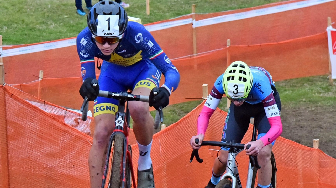 Uno degli eventi che hanno interessato Follonica durante le festività natalizie sono stati i campionati giovanili di ciclocross (Foto Agostini) Uno degli eventi che hanno interessato Follonica durante le festività natalizie sono stati i campionati giovanili di ciclocross (Foto Agostini)