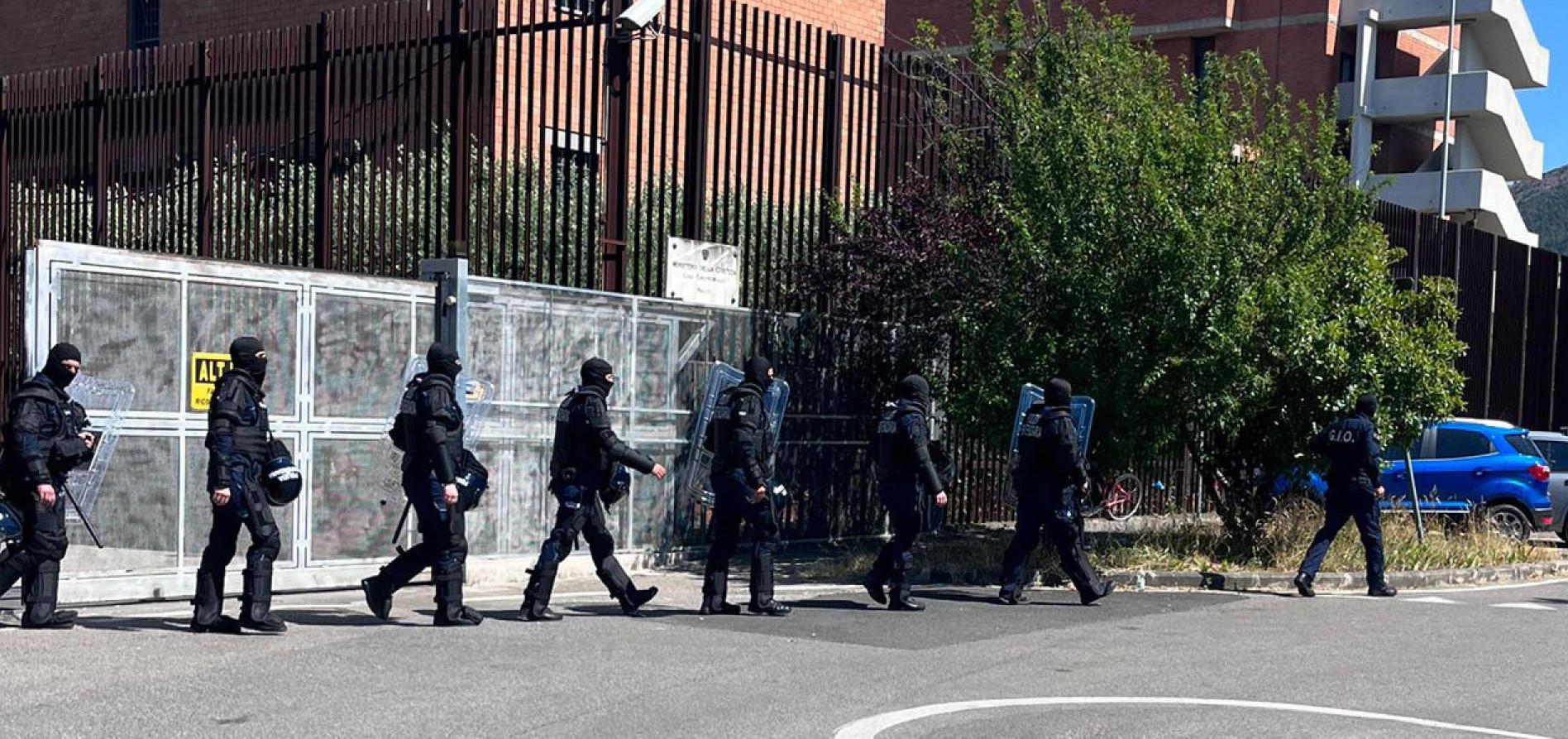 Prato "Illegalità in cella" Prato "Illegalità in cella"