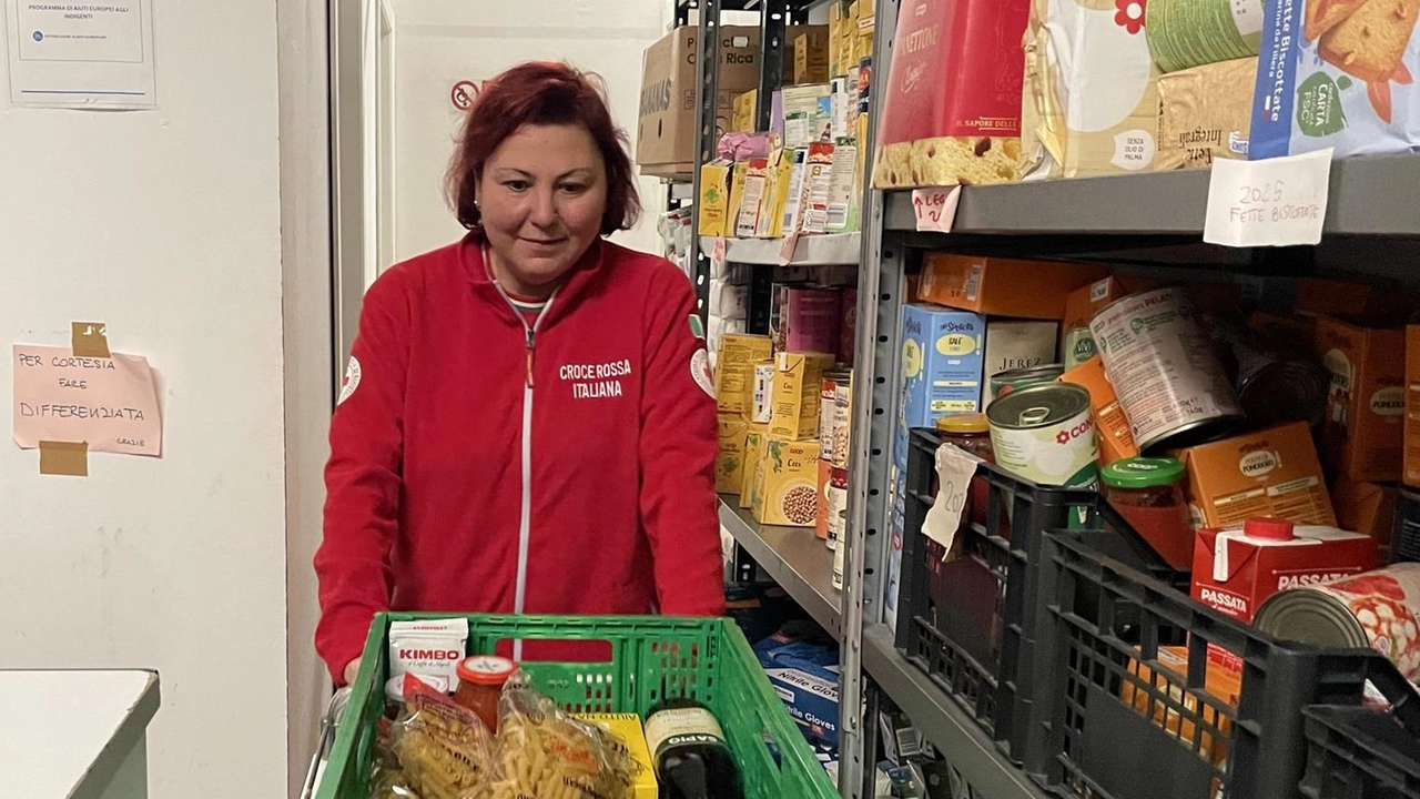 Nel corso del 2024 la Croce Rossa spezzina ha dato supporto a 786 persone. L’intervento con distribuzione di alimentari e vestiti e pagamento utenze.