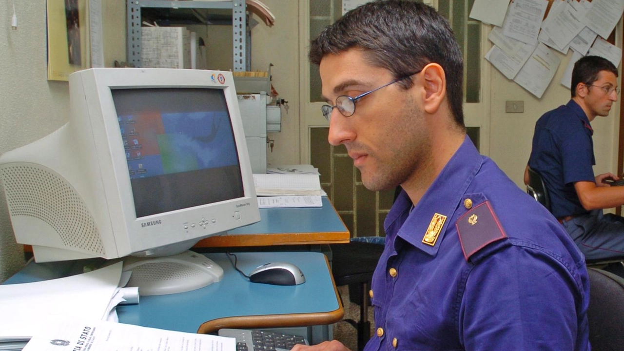 Sulla vicenda sta indagando la polizia postale in Umbria a cui si sono rivolte molte vittime che hanno perso fior di soldi Sulla vicenda sta indagando la polizia postale in Umbria a cui si sono rivolte molte vittime che hanno perso fior di soldi