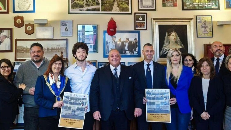 Il concerto in programma di giovedì ieri è stato presentato al sindaco Il concerto in programma di giovedì ieri è stato presentato al sindaco