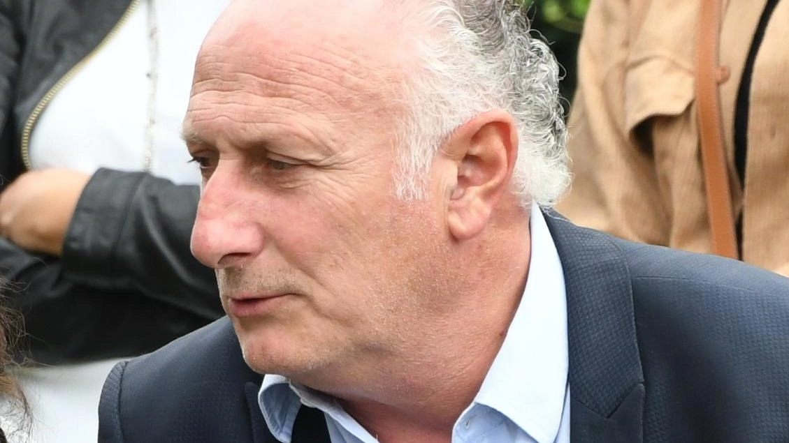 Il sindaco. Gianni Lorenzetti Il sindaco. Gianni Lorenzetti