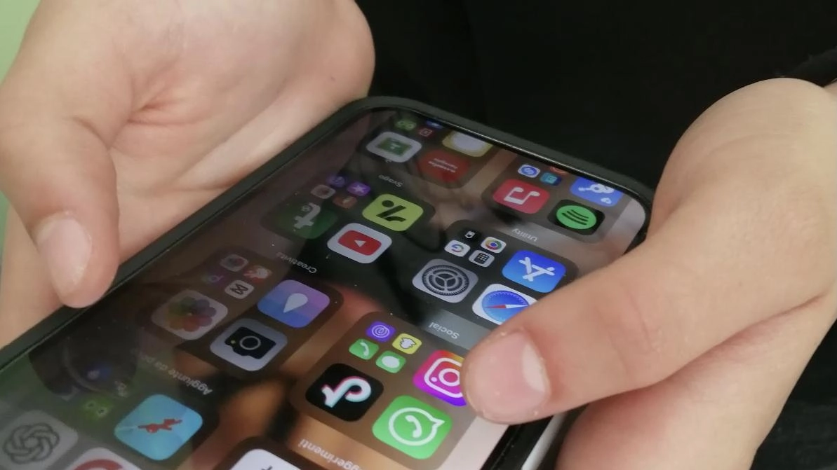 Le nuove tecnologie, un arma a doppio taglio per le giovani generazioni