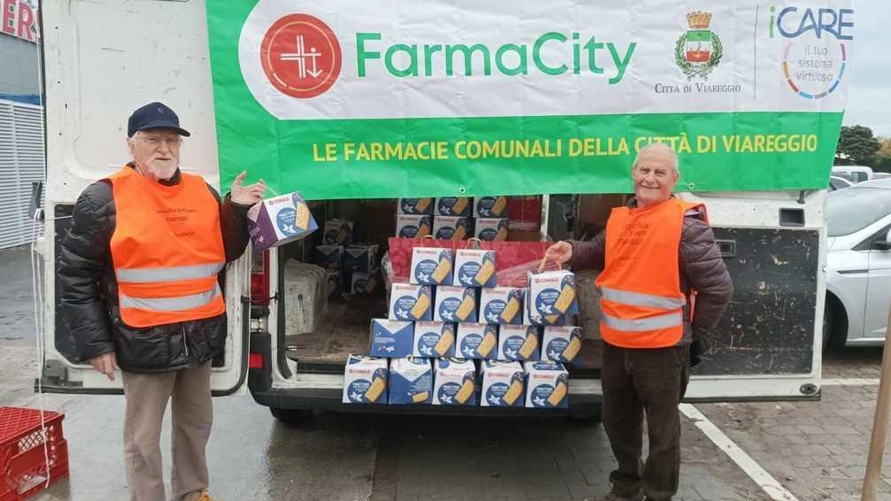 I pandori e panettoni raccolti grazie alla donazione di ICare dalla Caritas andranno ai bisognosi I pandori e panettoni raccolti grazie alla donazione di ICare dalla Caritas andranno ai bisognosi