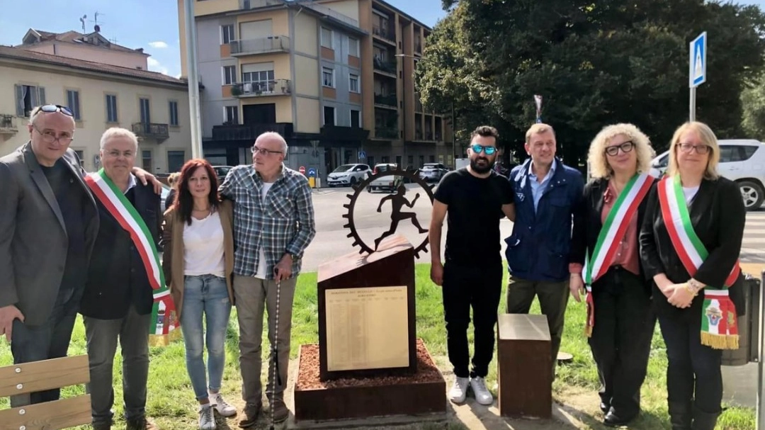 L'inaugurazione della rotonda L'inaugurazione della rotonda