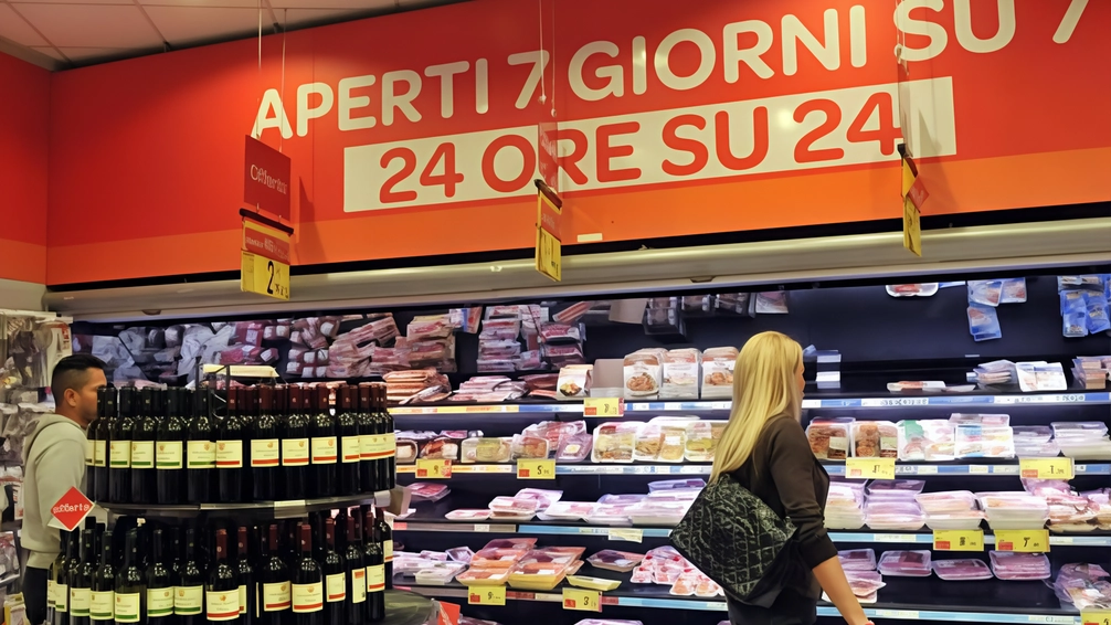 Puntuale come ogni anno, riesplode la polemica sulle aperture dei supermercati nel giorno di Ferragosto