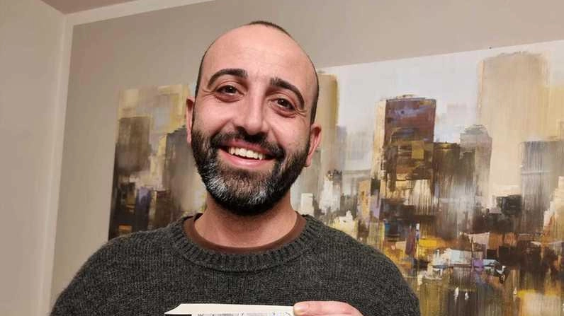 Funzionario sì, ma con fantasia: "Mi diverto a creare mondi paralleli"