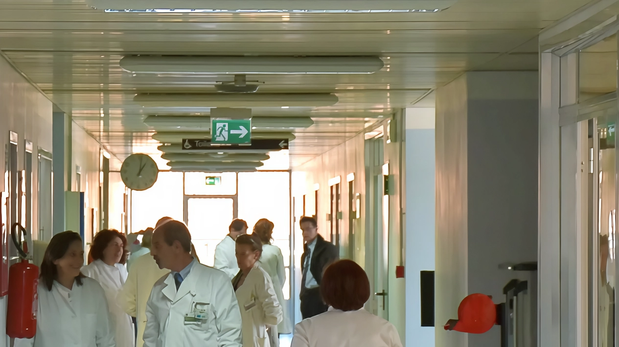Corsia di ospedale (. Foto d’archivio) Corsia di ospedale (. Foto d’archivio)
