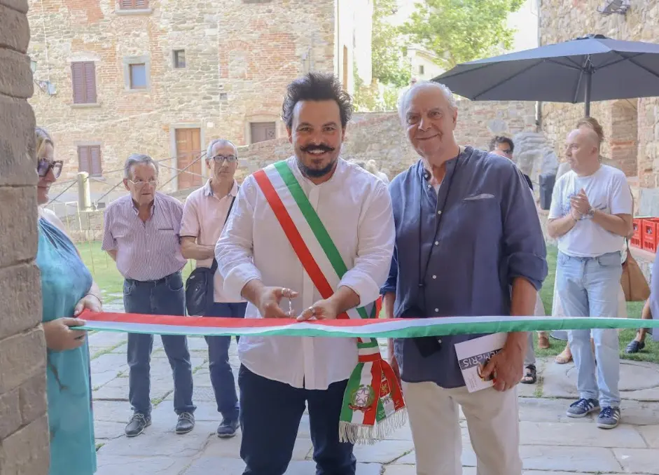 Lucignano ospita "Ephemeris": le sculture ignote di un noto pubblicitario