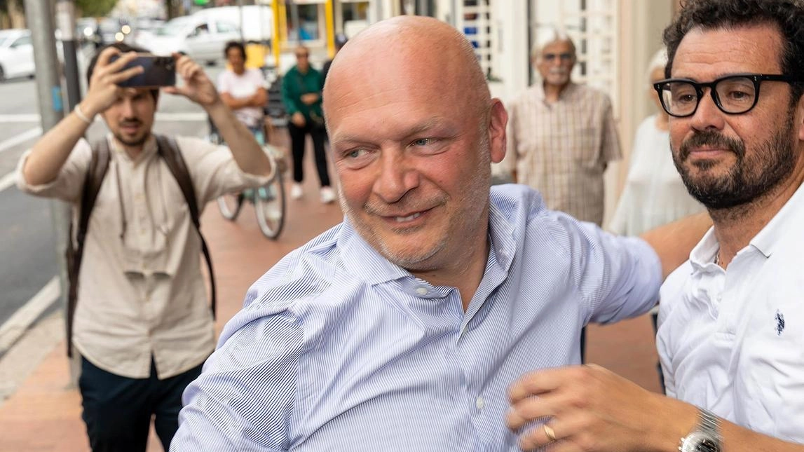 Il sindaco Claudio Del Rosso insieme all’assessore Marco Silvestri (Goiorani) Il sindaco Claudio Del Rosso insieme all’assessore Marco Silvestri (Goiorani)
