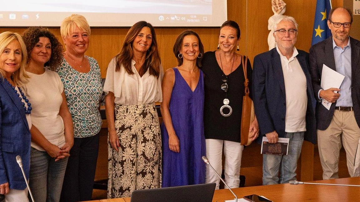 Sono 16 gli appuntamenti dell’evento dell’Istituto Valorizzazione Castelli, diretto da Max De Aloe inserito nel programma del dicastero della cultura. Sono 16 gli appuntamenti dell’evento dell’Istituto Valorizzazione Castelli, diretto da Max De Aloe inserito nel programma del dicastero della cultura.