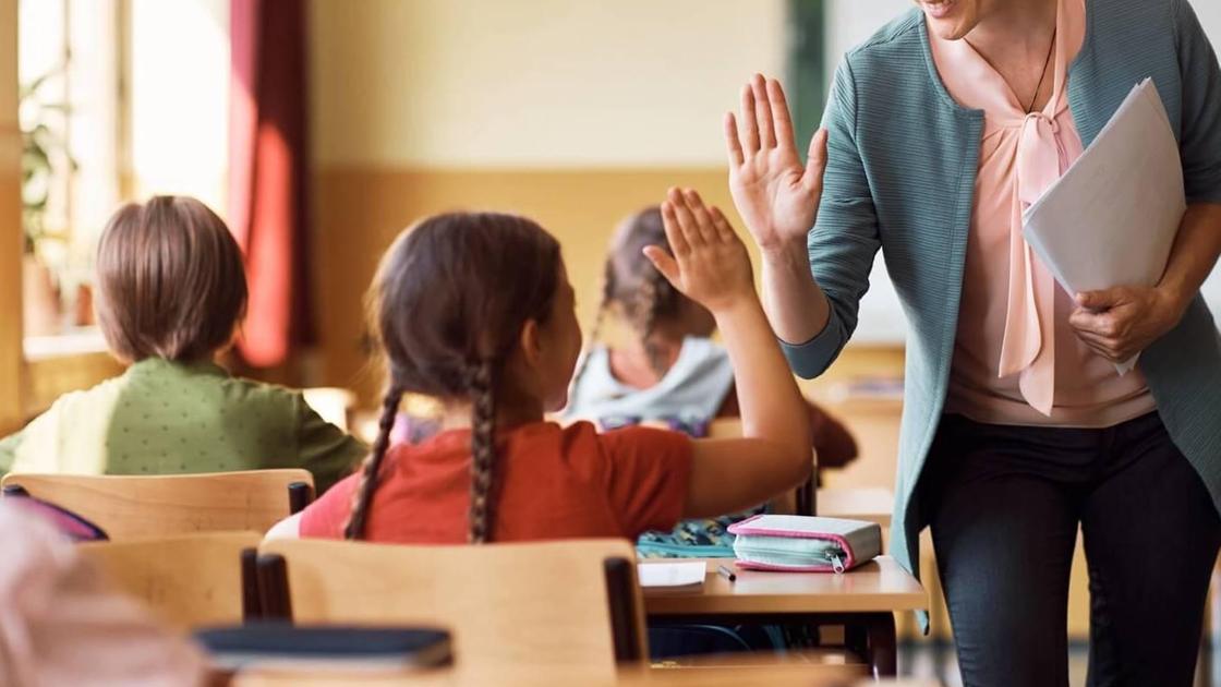 Docenti di ruolo, giorni decisivi. A Pistoia 250 posti da assegnare. La scelta delle sedi va fatta online Docenti di ruolo, giorni decisivi. A Pistoia 250 posti da assegnare. La scelta delle sedi va fatta online