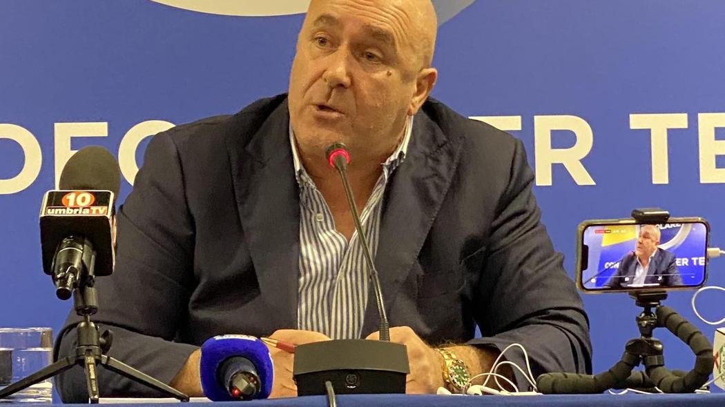 https://www.lanazione.it/image-service/view/acePublic/alias/contentid/N2YwMWNmZGYtZWQ0ZC00/0/clinica-privata-bandecchi-rilancia-non-ci-sono-problemi-di-sorta.jpeg?f=16:9&w=1200&h=630