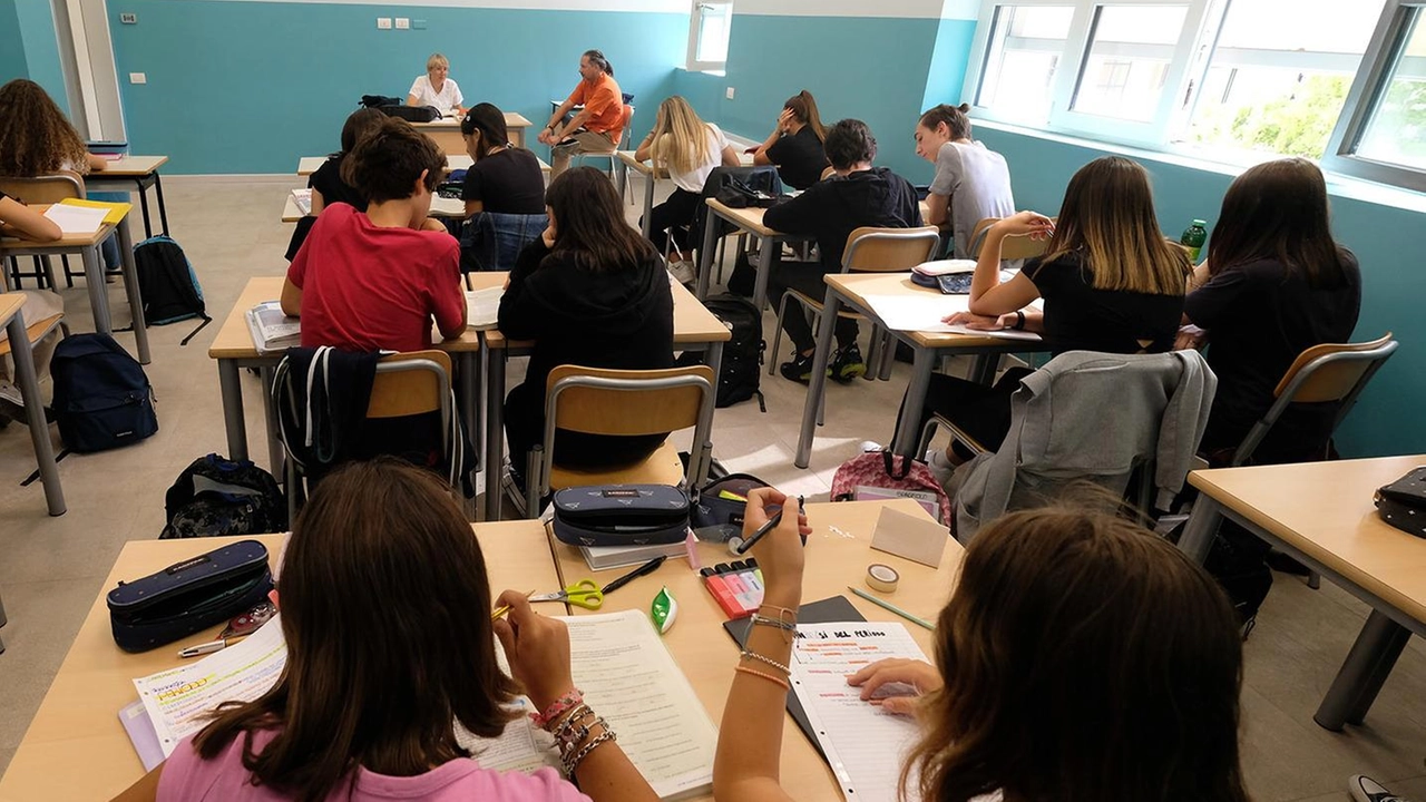L’attacco del Gruppo Misto sui lavori per gli ulteriori spazi da reperire a La Scala. Quale futuro? "L’errore di pensare il Marconi in prossimità del fiume Egola". L’attacco del Gruppo Misto sui lavori per gli ulteriori spazi da reperire a La Scala. Quale futuro? "L’errore di pensare il Marconi in prossimità del fiume Egola".