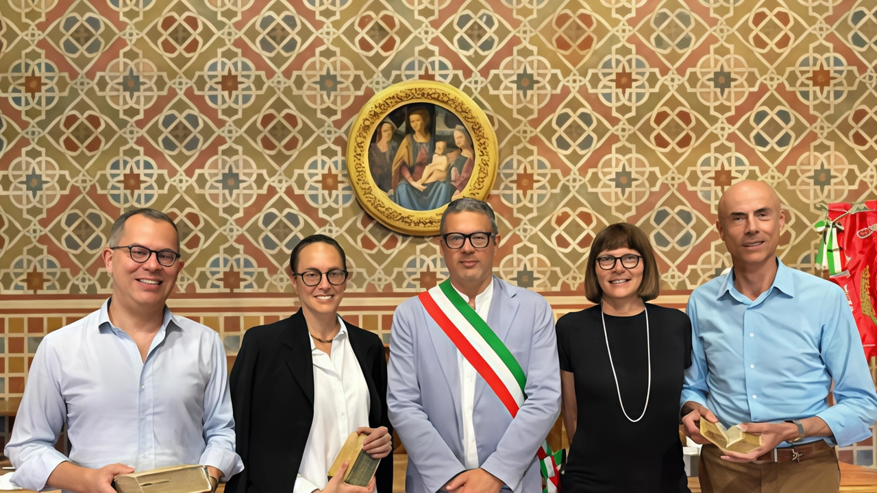 I coniugi Trizzino, il sindaco e i mecenati Stefano Freschi e Denise Vangelisti