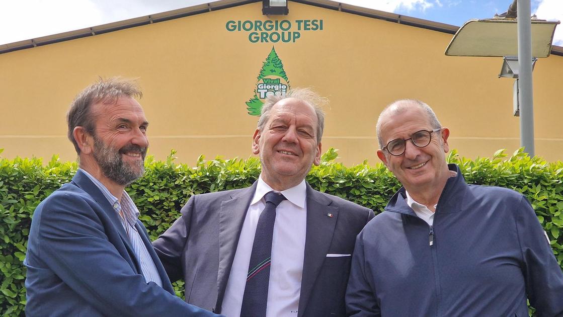 Vita alle foreste distrutte. Giorgio Tesi e Federparchi: "Insieme per la natura" Vita alle foreste distrutte. Giorgio Tesi e Federparchi: "Insieme per la natura"