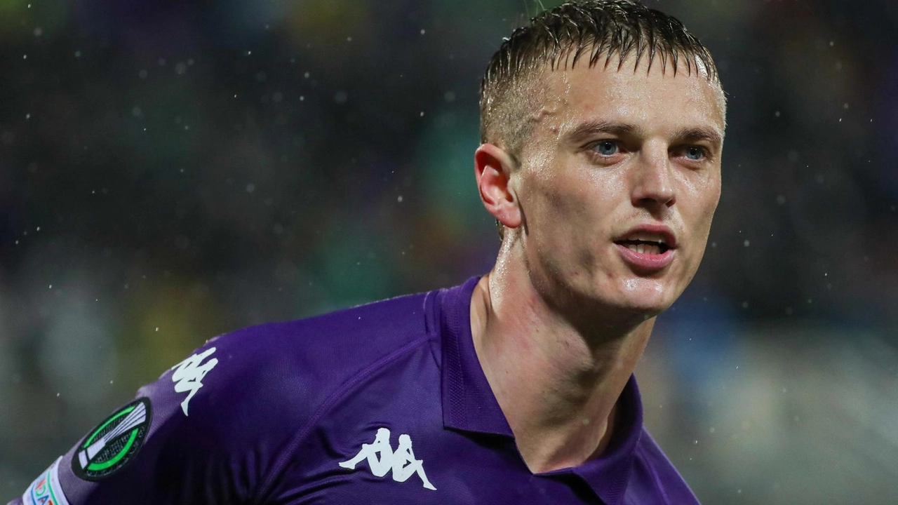 Albert Gudmudsson al bivio: la conferma in viola deve ancora guadagnarsela Albert Gudmudsson al bivio: la conferma in viola deve ancora guadagnarsela