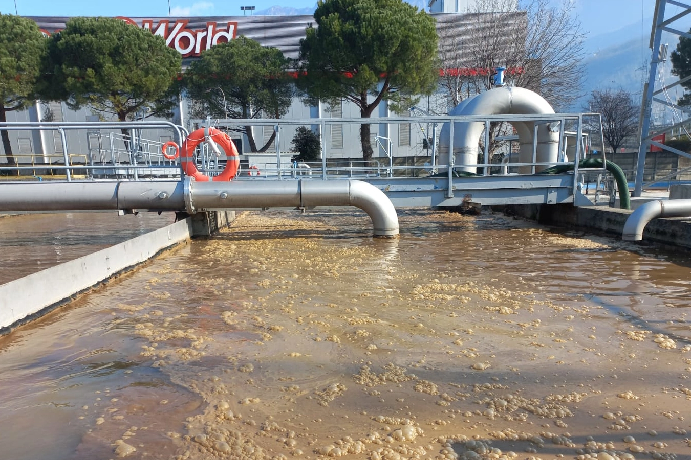 Impianto di depurazione di Lecco - vasche a fanghi attivi